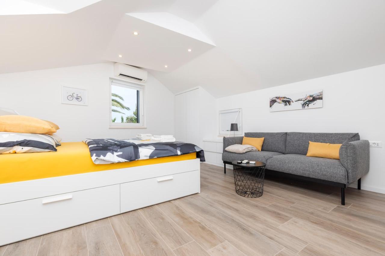 Easy Apartment มาลีโลชินจ์ ภายนอก รูปภาพ